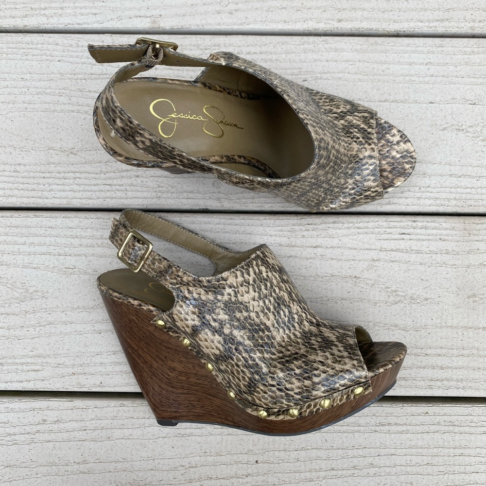 Jessica Simpson Wedges